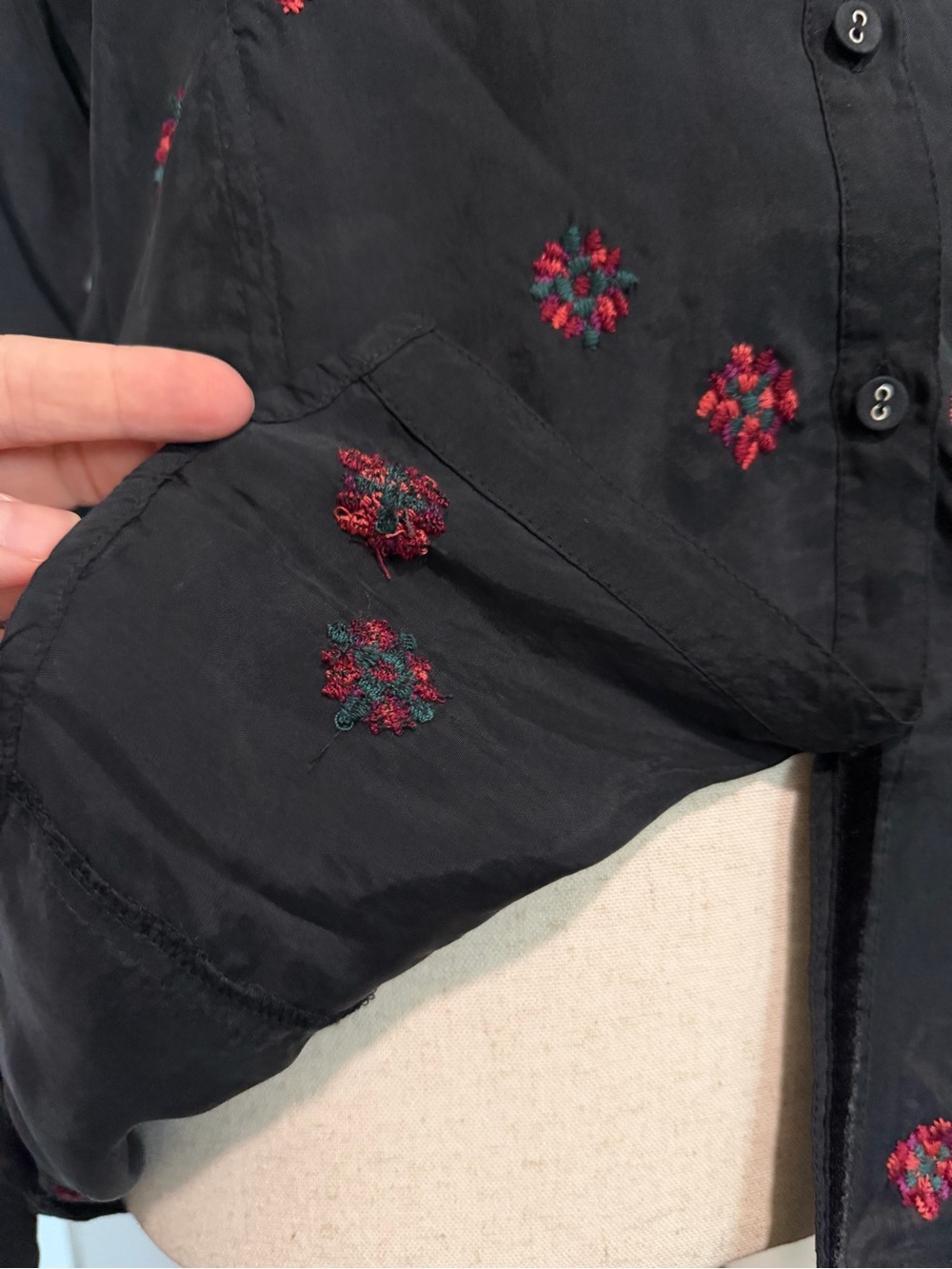 Johnny Was - Western Embroidered Button-Down Shirt with Velvet Yoke - Picture 6 of 15